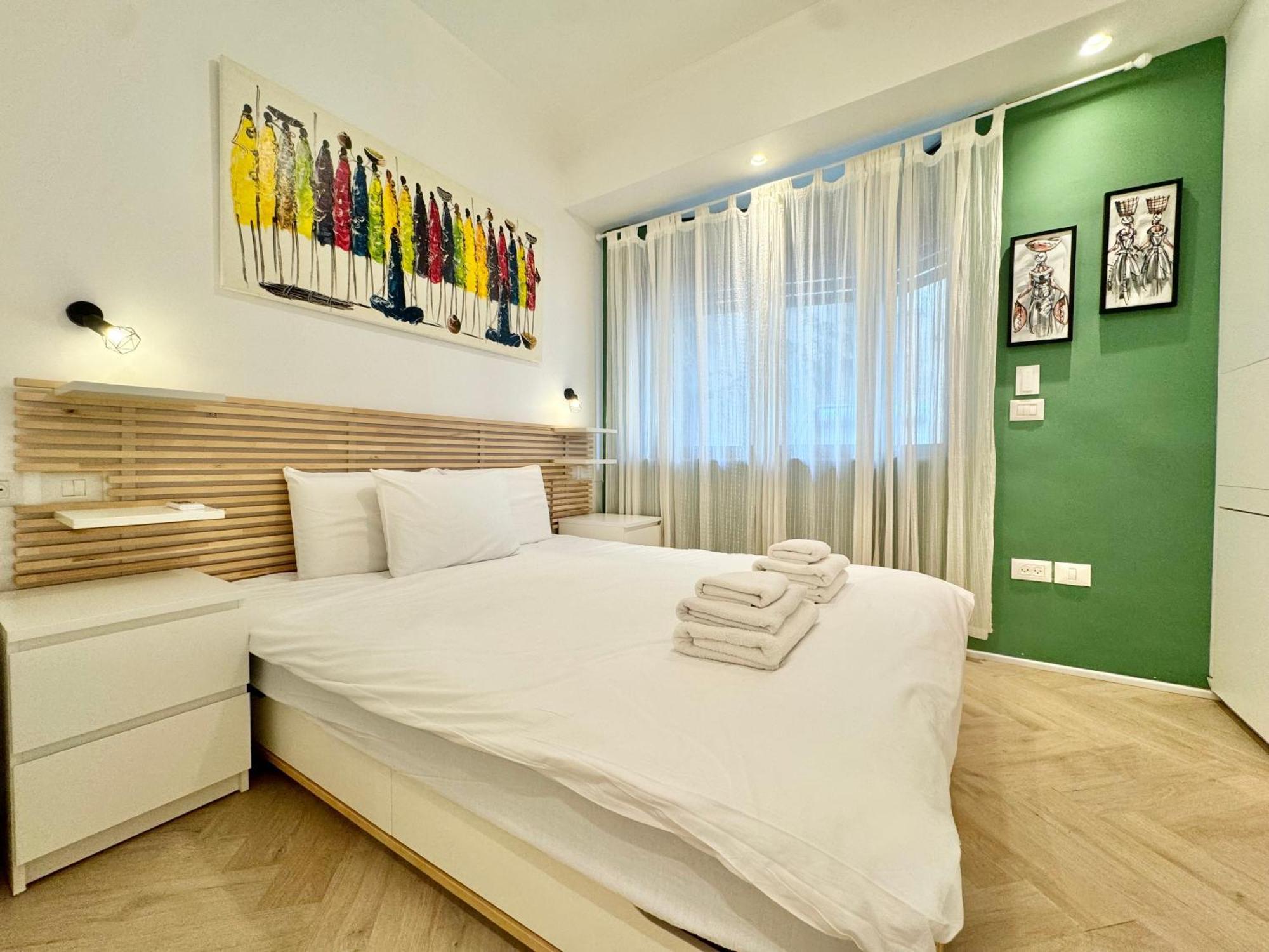 Beach Apartments Tlv 텔아비브 외부 사진